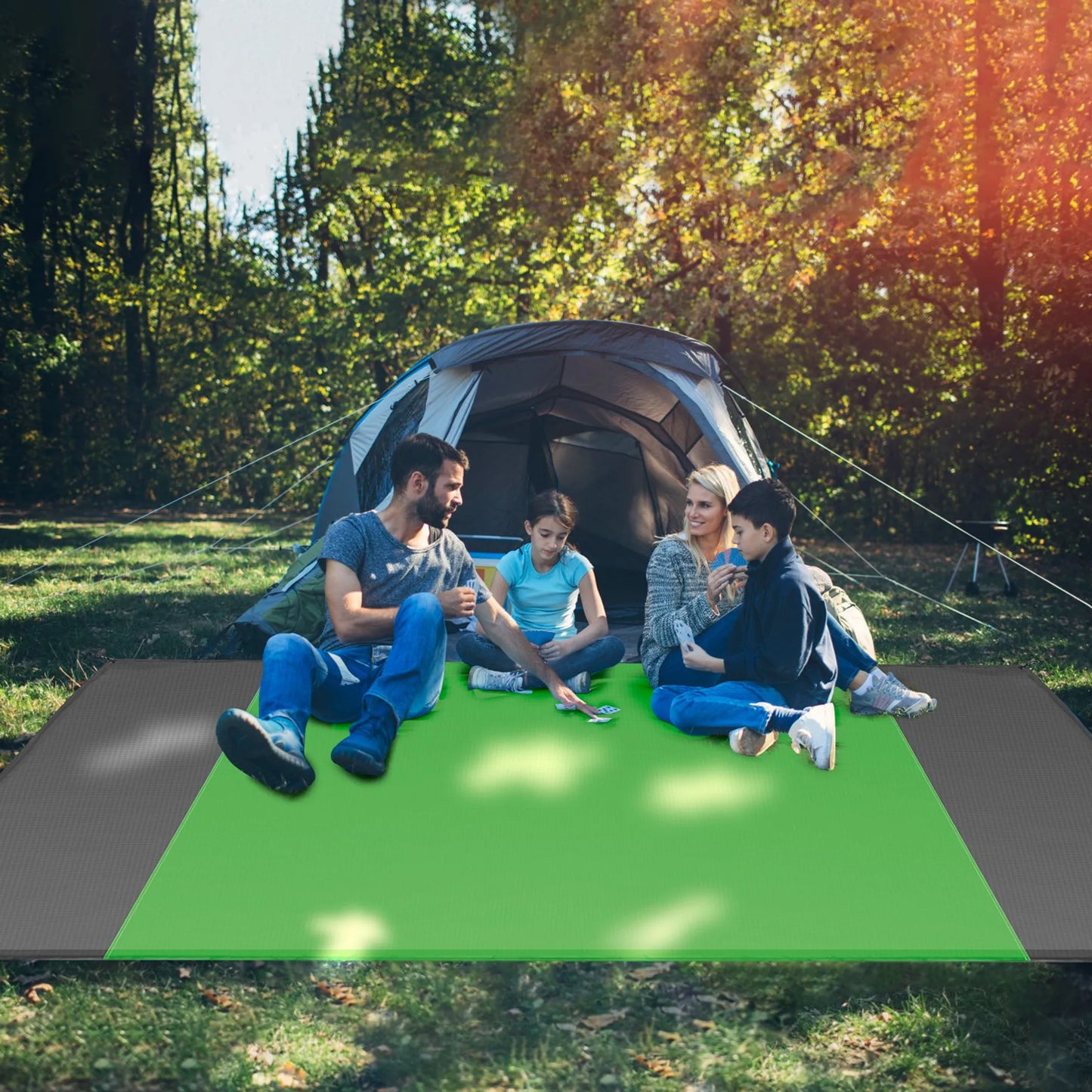 Sand-Proof Picnic & Beach Blanket – Lightweight, Foldable, 4-Corner Anchors (Green, Large)