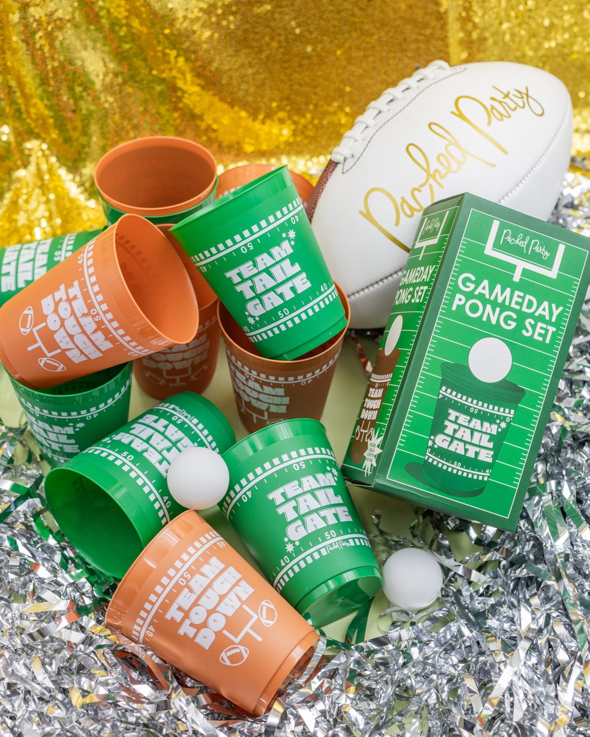 Gameday Party Pong Set | 12 Reusable 16oz Cups + 2 Balls | Team Tailgate vs Team Touchdown | Packed Party - Niksstuff