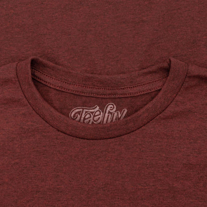 Red T-shirt crew neck with TeeLiv label patch detail