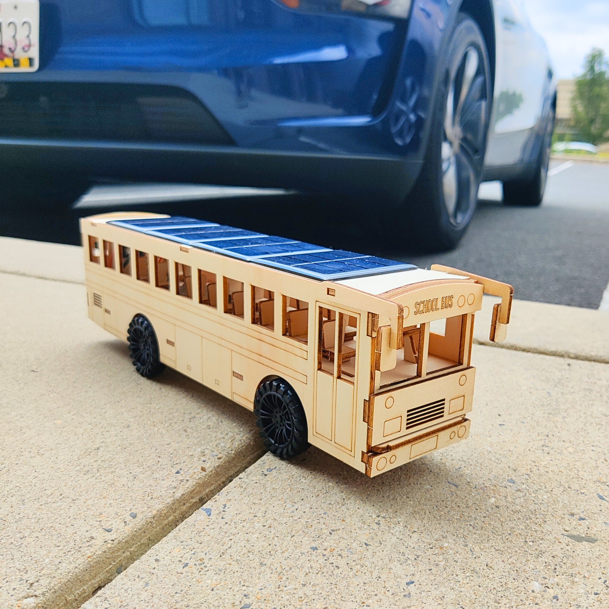 Dual Power School Bus STEM Kit | Battery + Solar | Personalized - Niksstuff