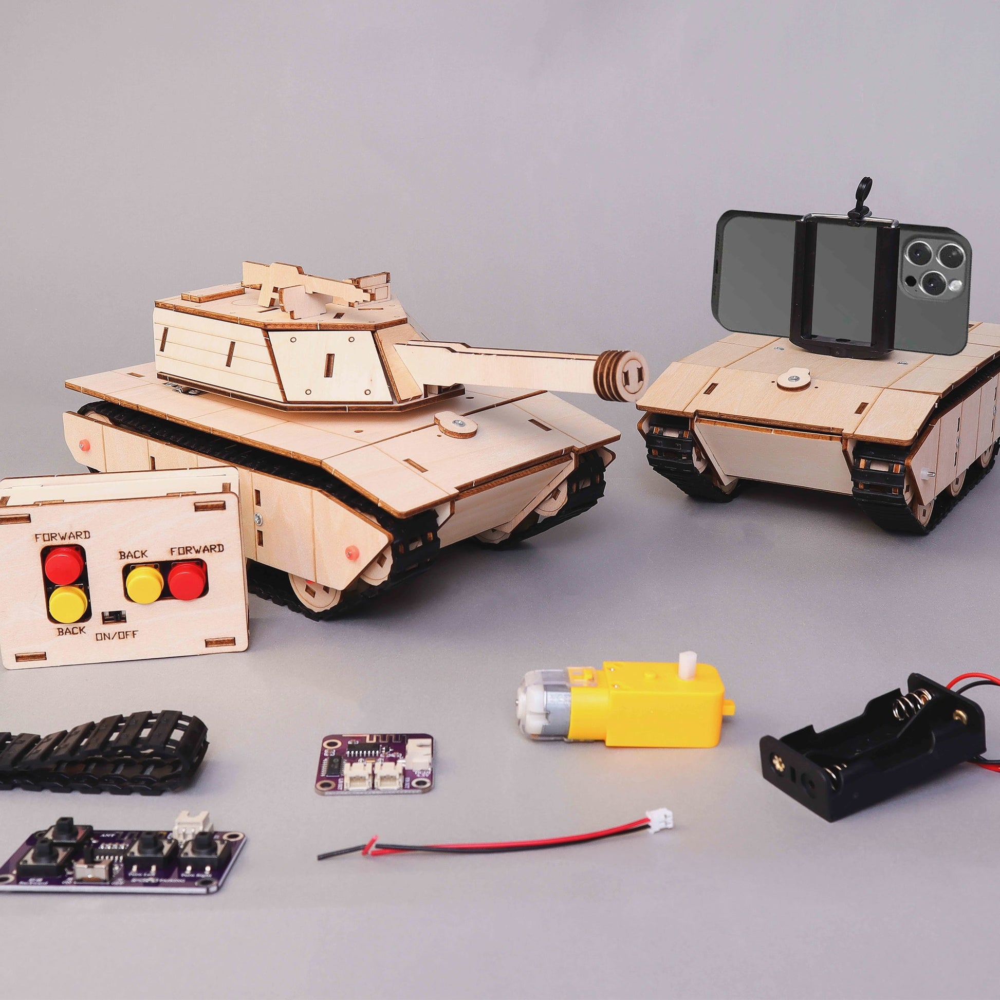 RC TankCam DIY Kit | Battle & Camera Mode STEM Toy for Ages 12+ - Niksstuff