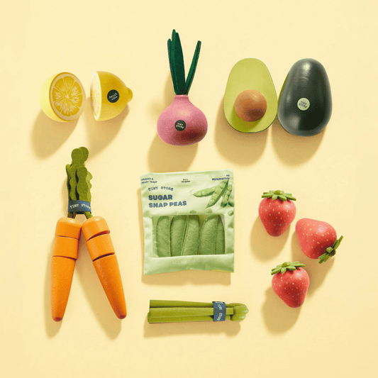 7-piece felt fruit and veggie play food set with lemon slices, avocado, strawberries, carrots