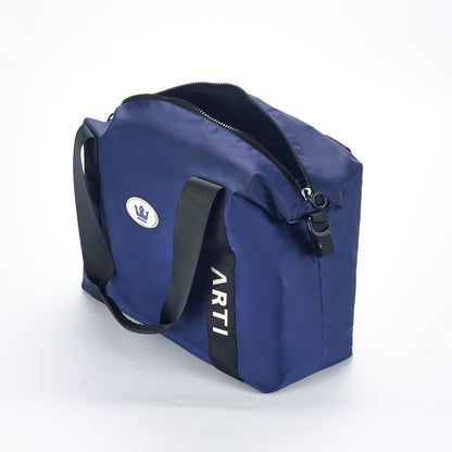ARTI Signature Duffle Bag | Navy | 17"×13.75"×6.5" | Polyester | Removable Strap | ARTI - Niksstuff