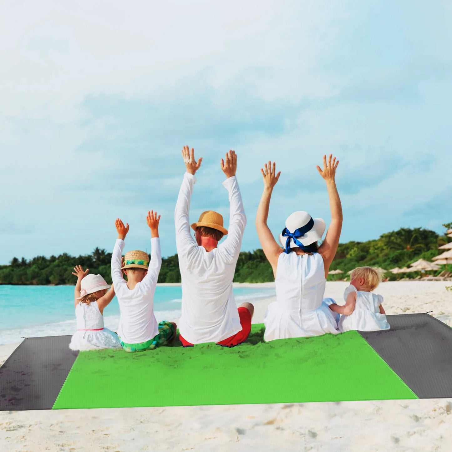 Sand-Proof Picnic & Beach Blanket – Lightweight, Foldable, 4-Corner Anchors (Green, Large)