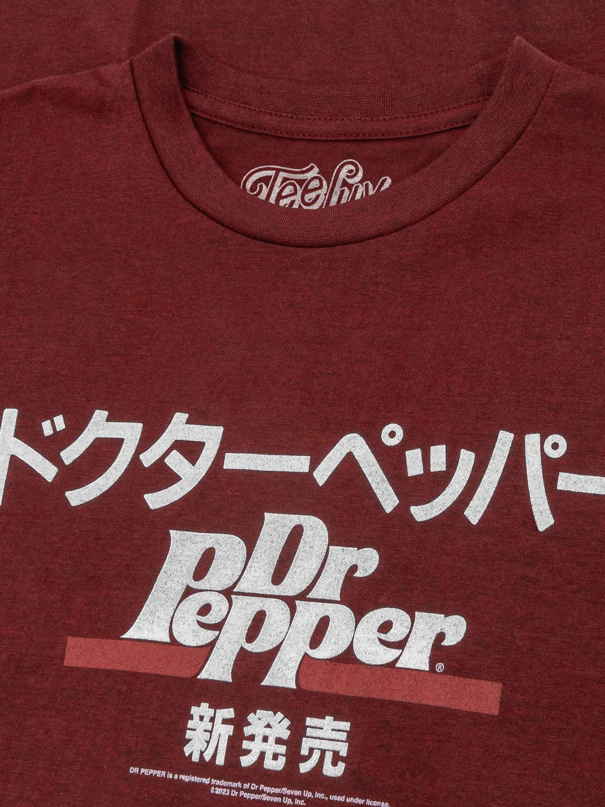 Crimson red T-shirt with Dr Pepper logo, Japanese text, crew neck and collar