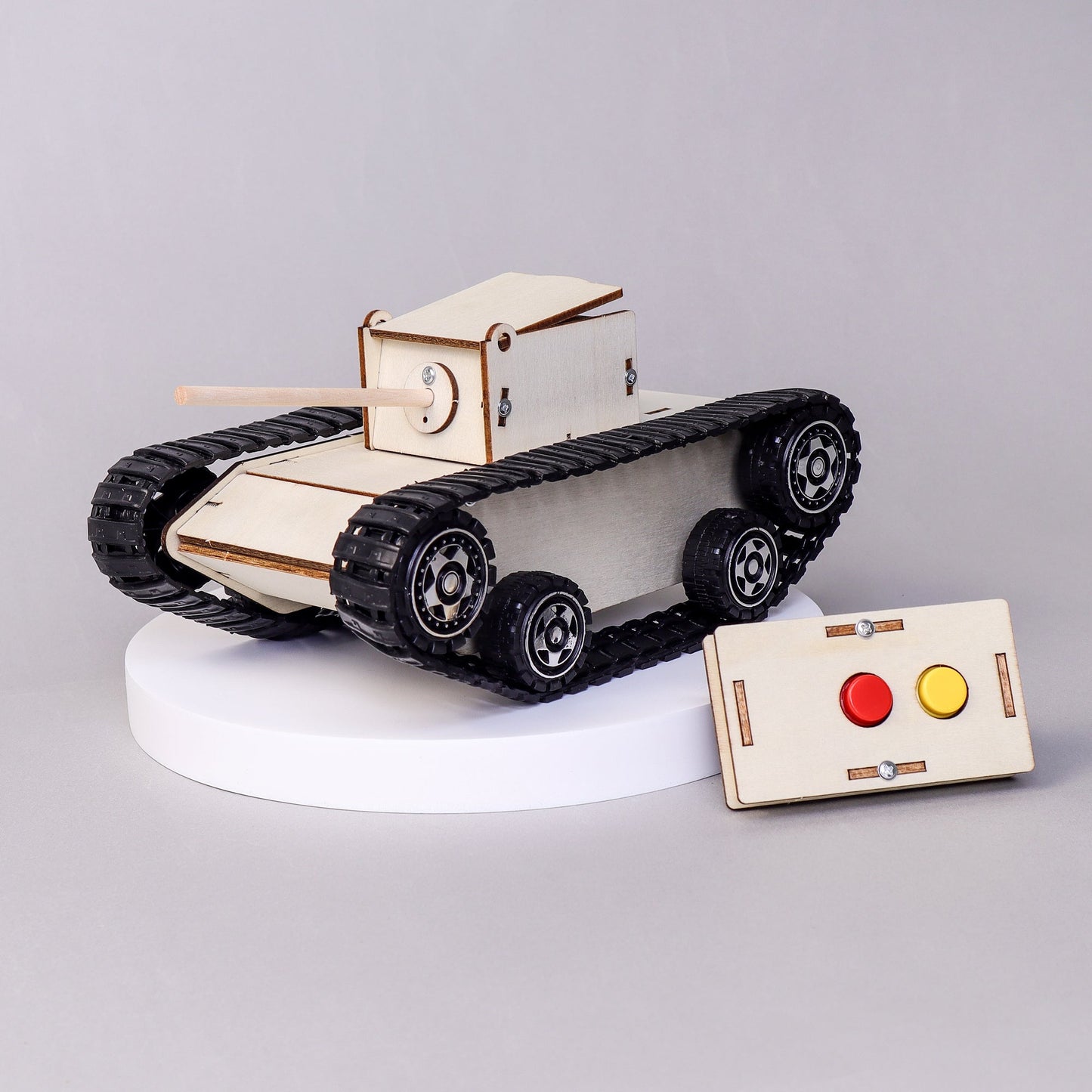 Remote-Controlled Tank DIY Kit | Engineering STEM Toy for Kids 10+ - Niksstuff