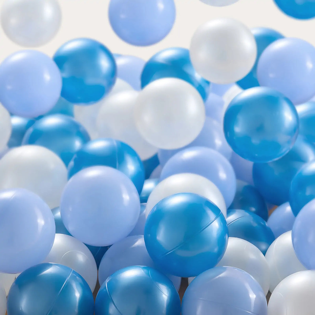 Tiny Land Ocean Balls, 200-Piece Set – Neutral Tones