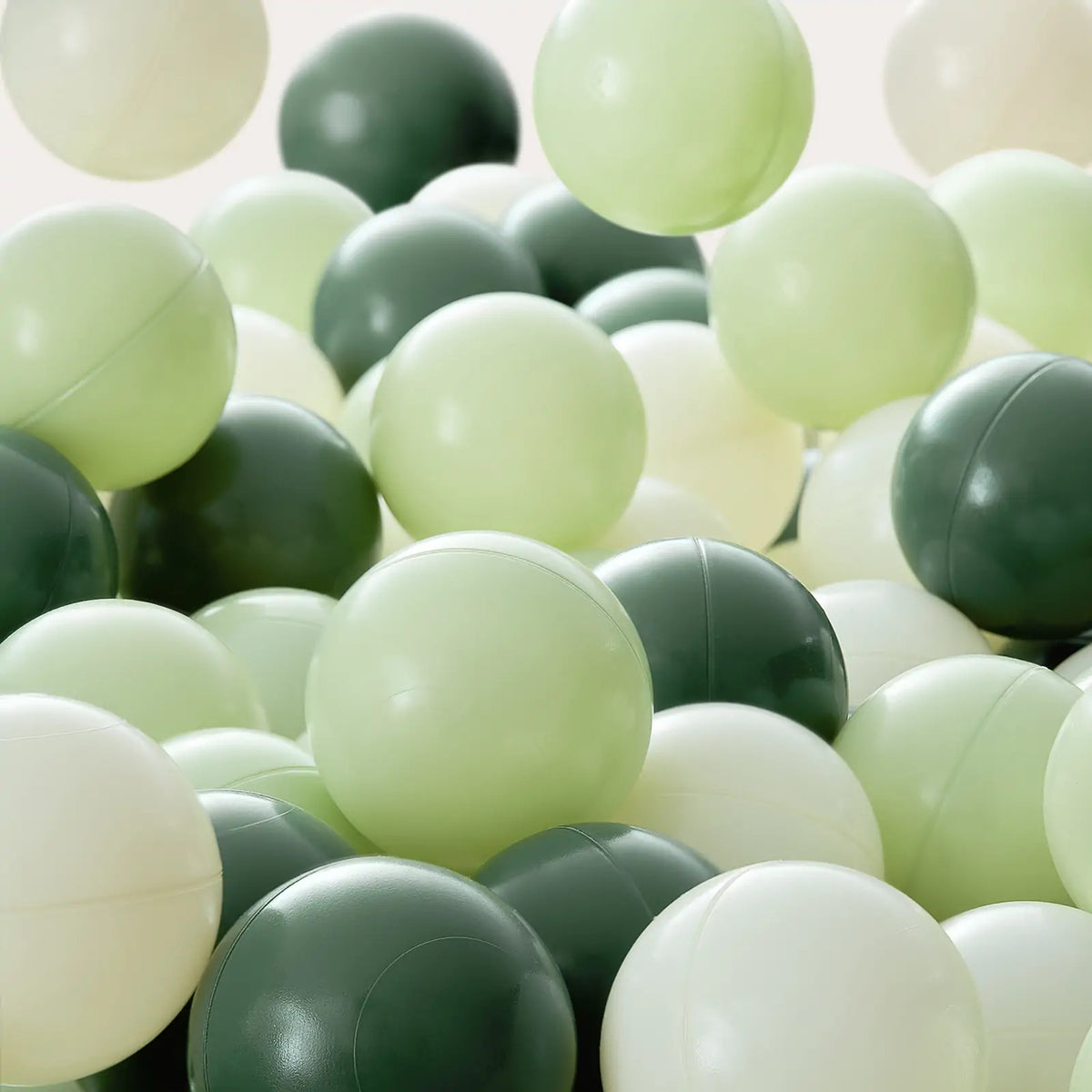 Tiny Land Ocean Balls, 200-Piece Set – Neutral Tones