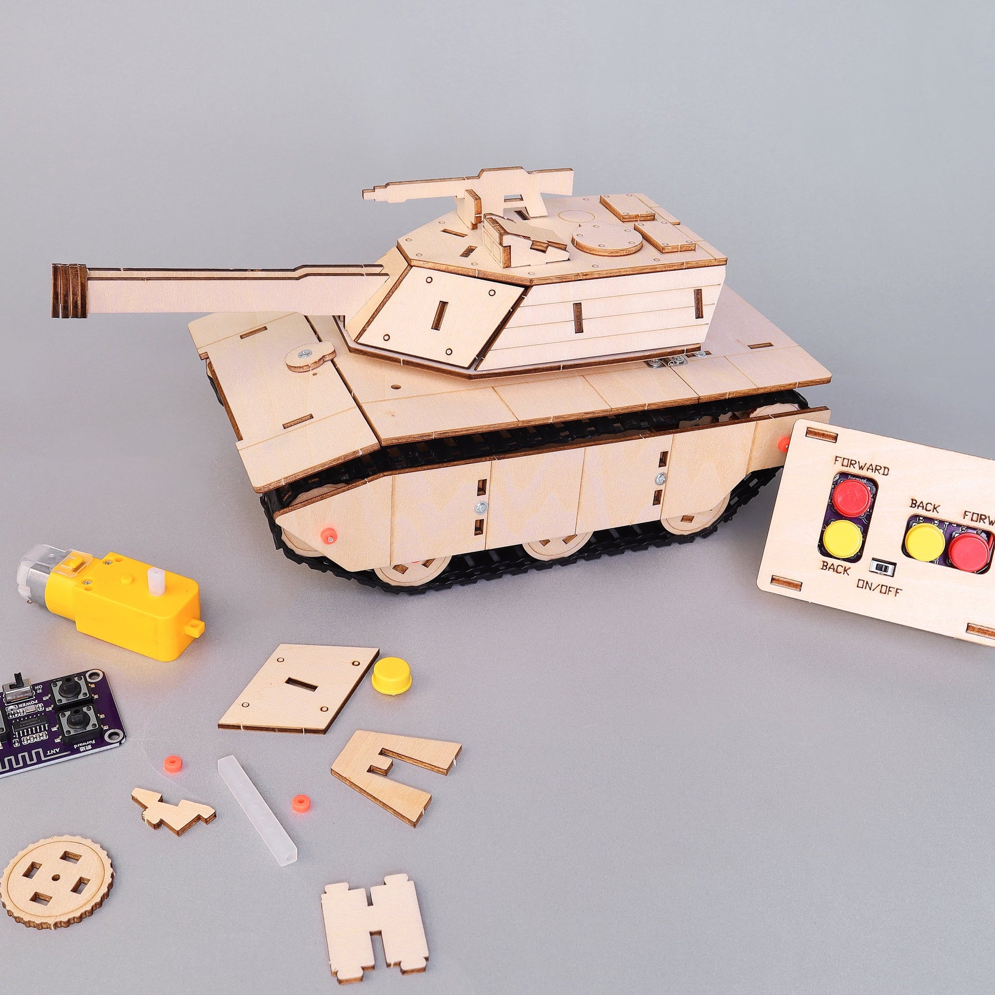 RC TankCam DIY Kit | Battle & Camera Mode STEM Toy for Ages 12+ - Niksstuff
