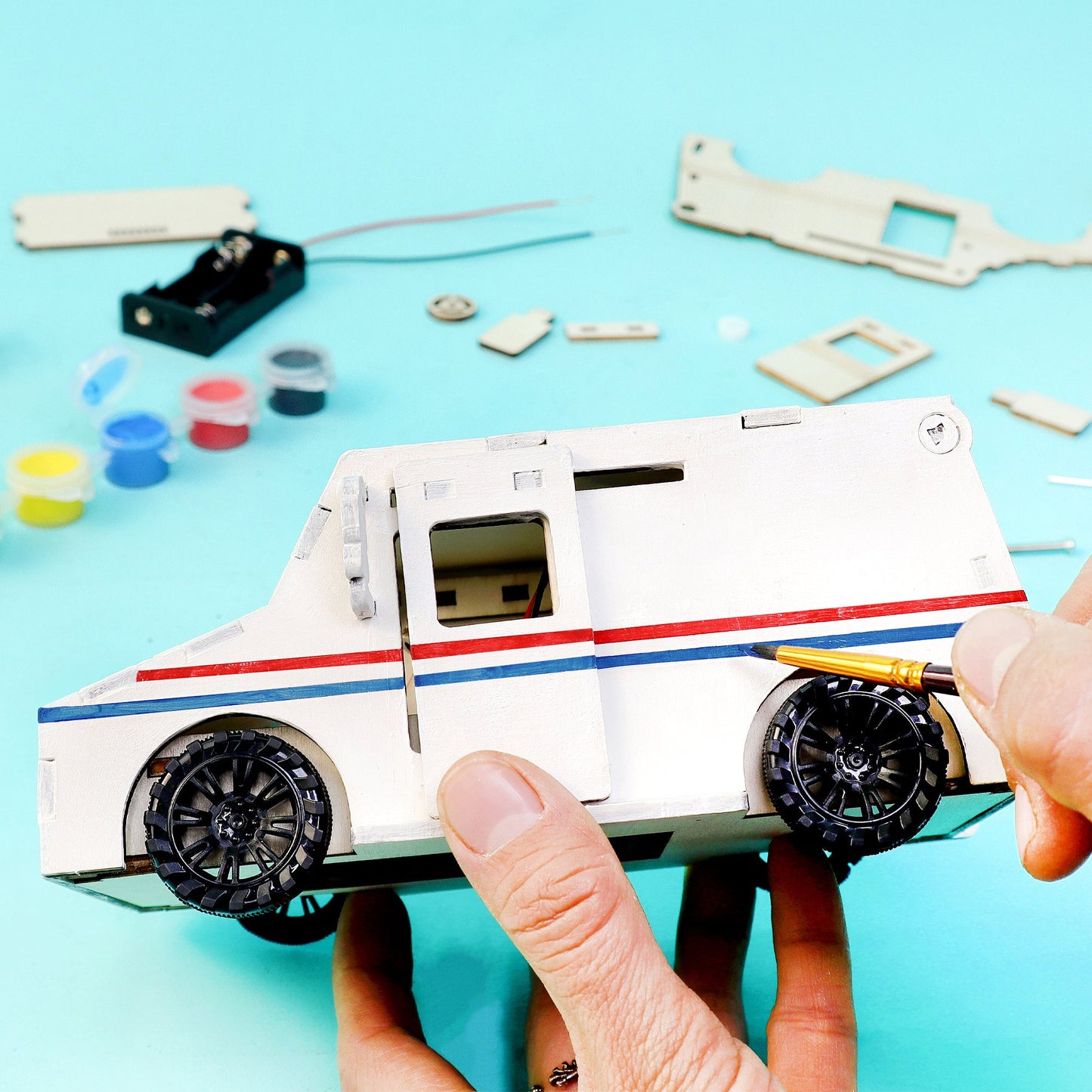 Delivery Truck STEM Kit | Build, Paint & Power a Moving Truck - Niksstuff