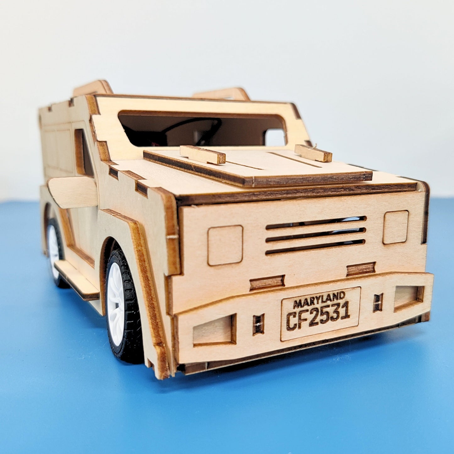 2.4 GHz RC SUV Car DIY Kit | Personalized STEM Toy Ages 12+ - Niksstuff