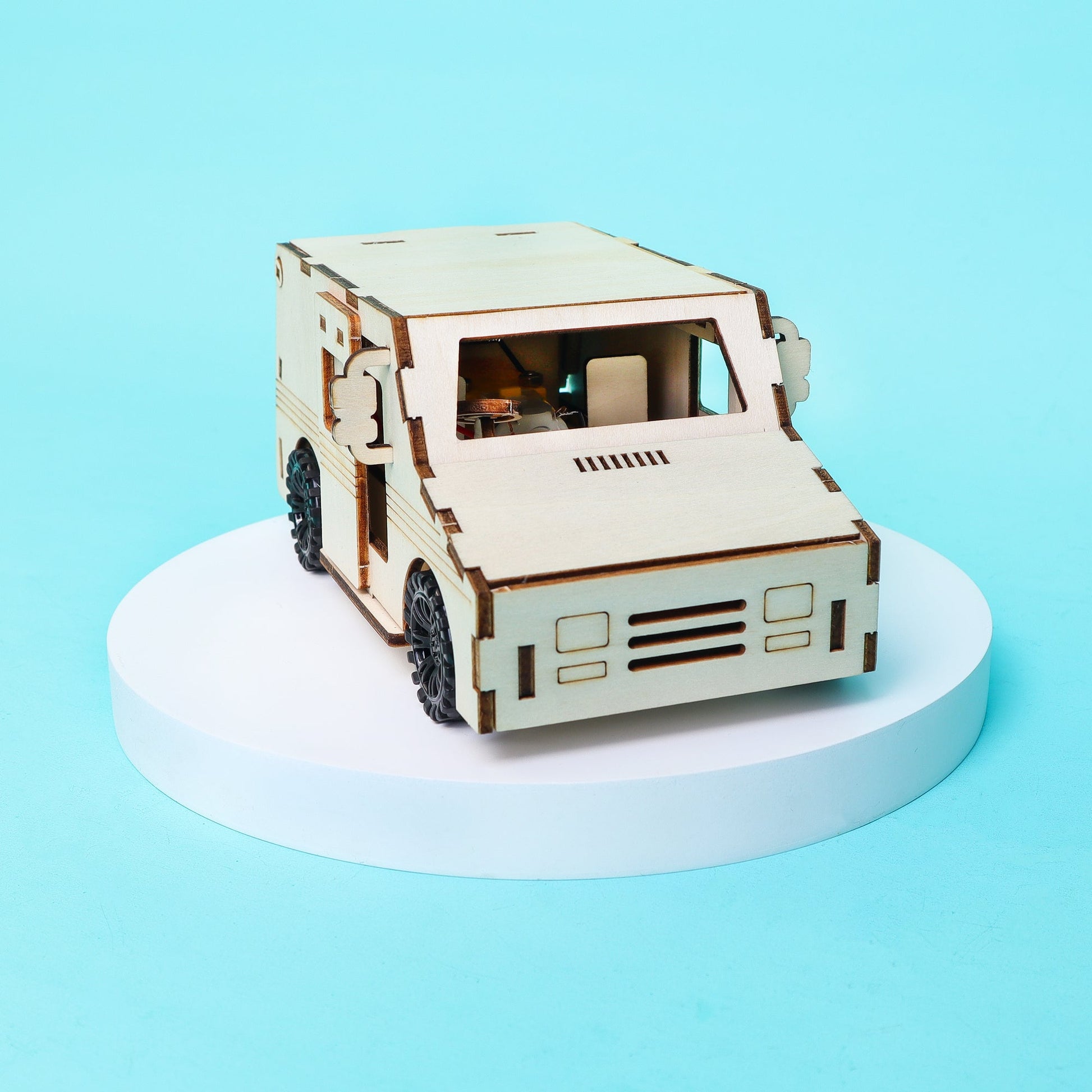 Delivery Truck STEM Kit | Build, Paint & Power a Moving Truck - Niksstuff