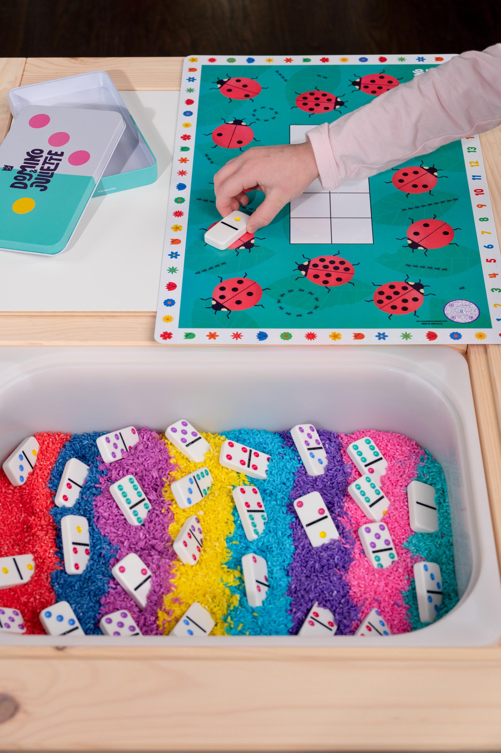 Bright Play Dominos by Domino & Juliette - Niksstuff