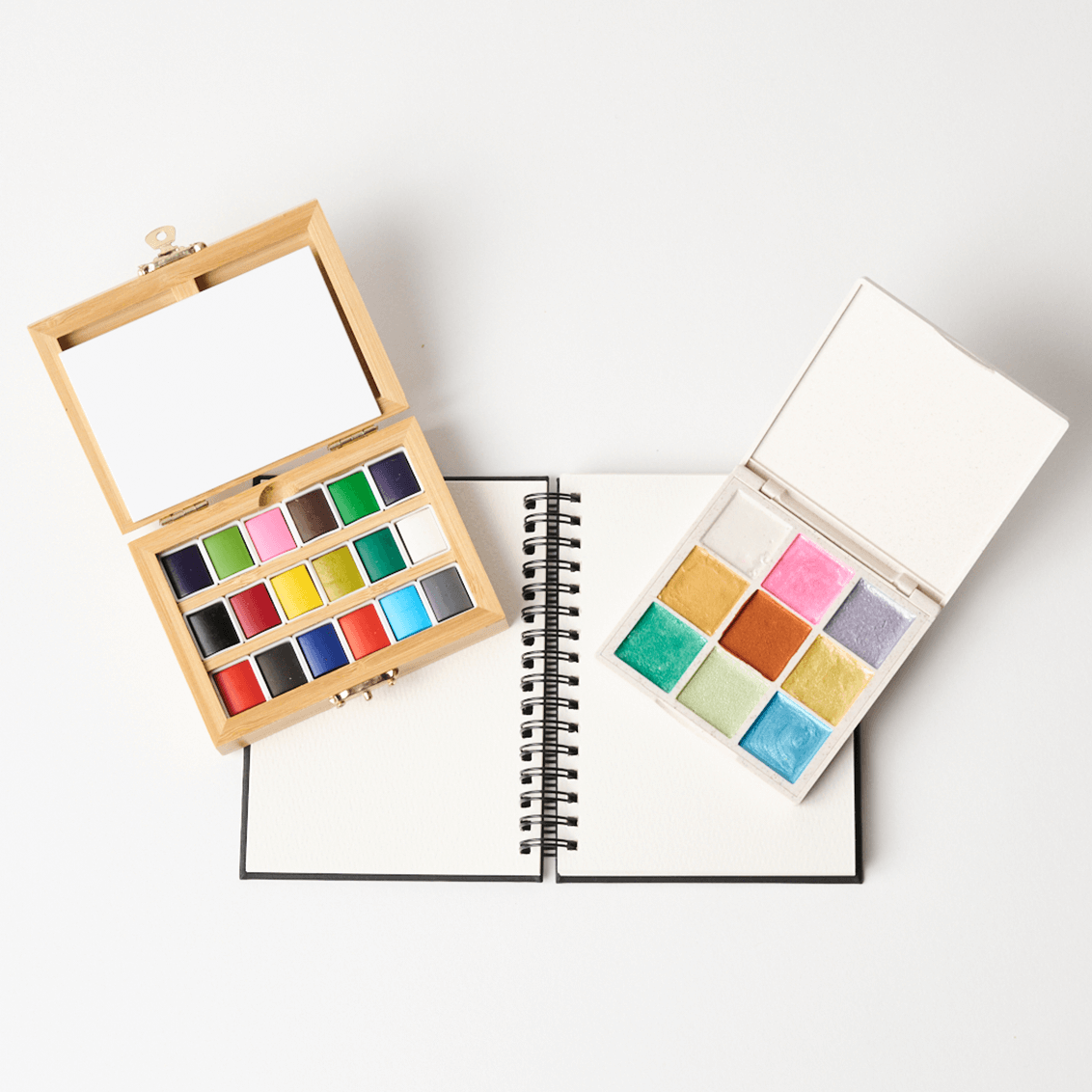 Watercolor Essentials Bundle – Bamboo Case Paints, 9 Metallic Watercolors & Cotton Rag Pad | Natural Pigments | Gift