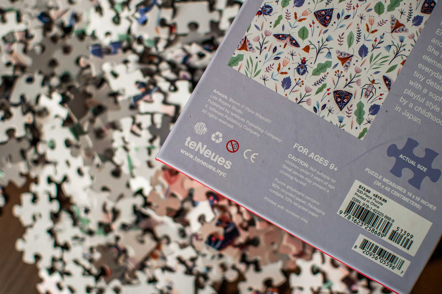 Blooms & Beetles 500-Piece Puzzle | Flora Waycott | teNeues