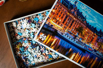 Stockholm Harbor 1,000-Piece Jigsaw Puzzle | Puzzle Lovers by Tactic | 67 × 48 cm