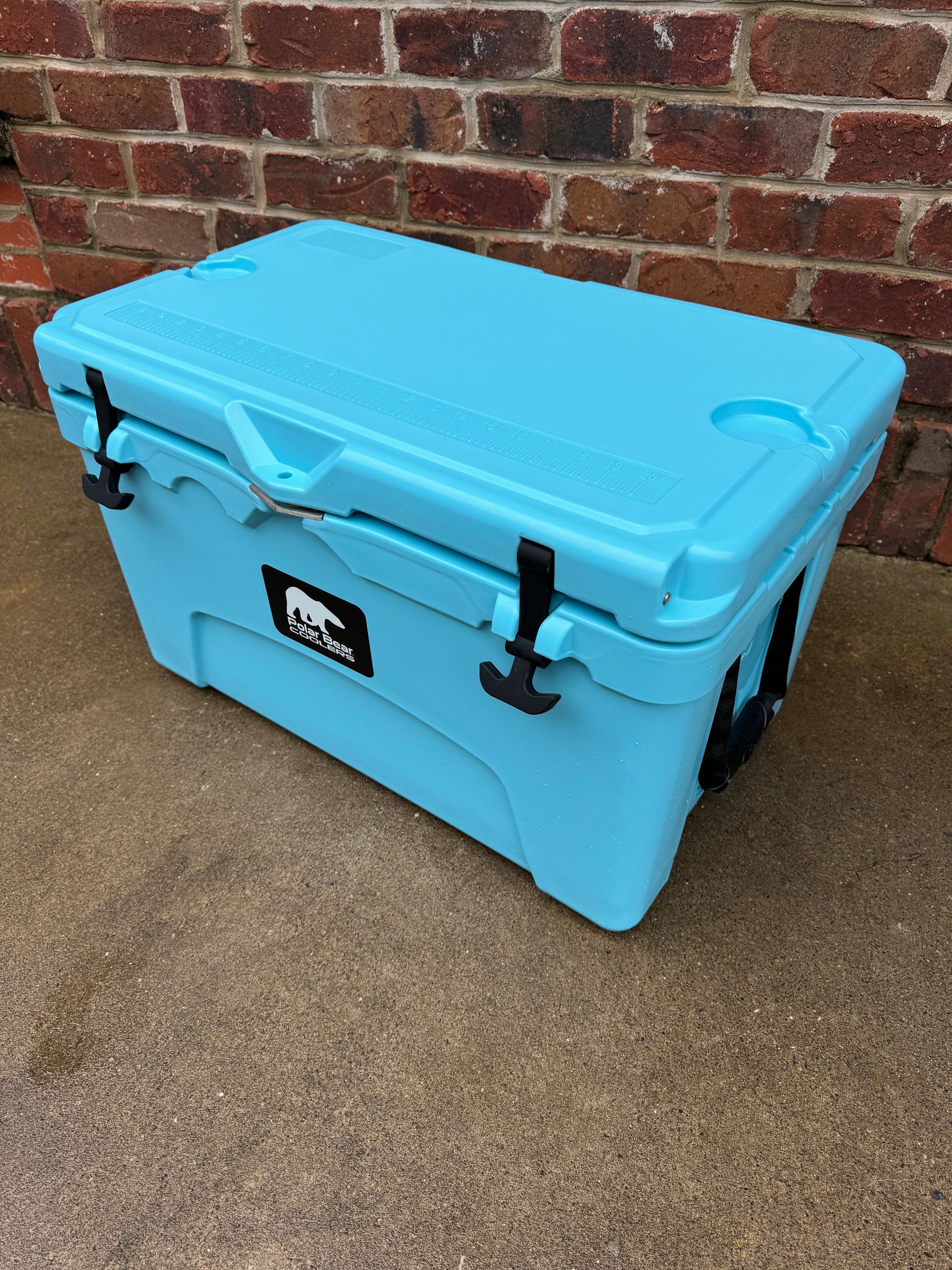 Polar Bear 45 Hard Cooler | 5-Day Ice Retention | 3 Colors - Niksstuff