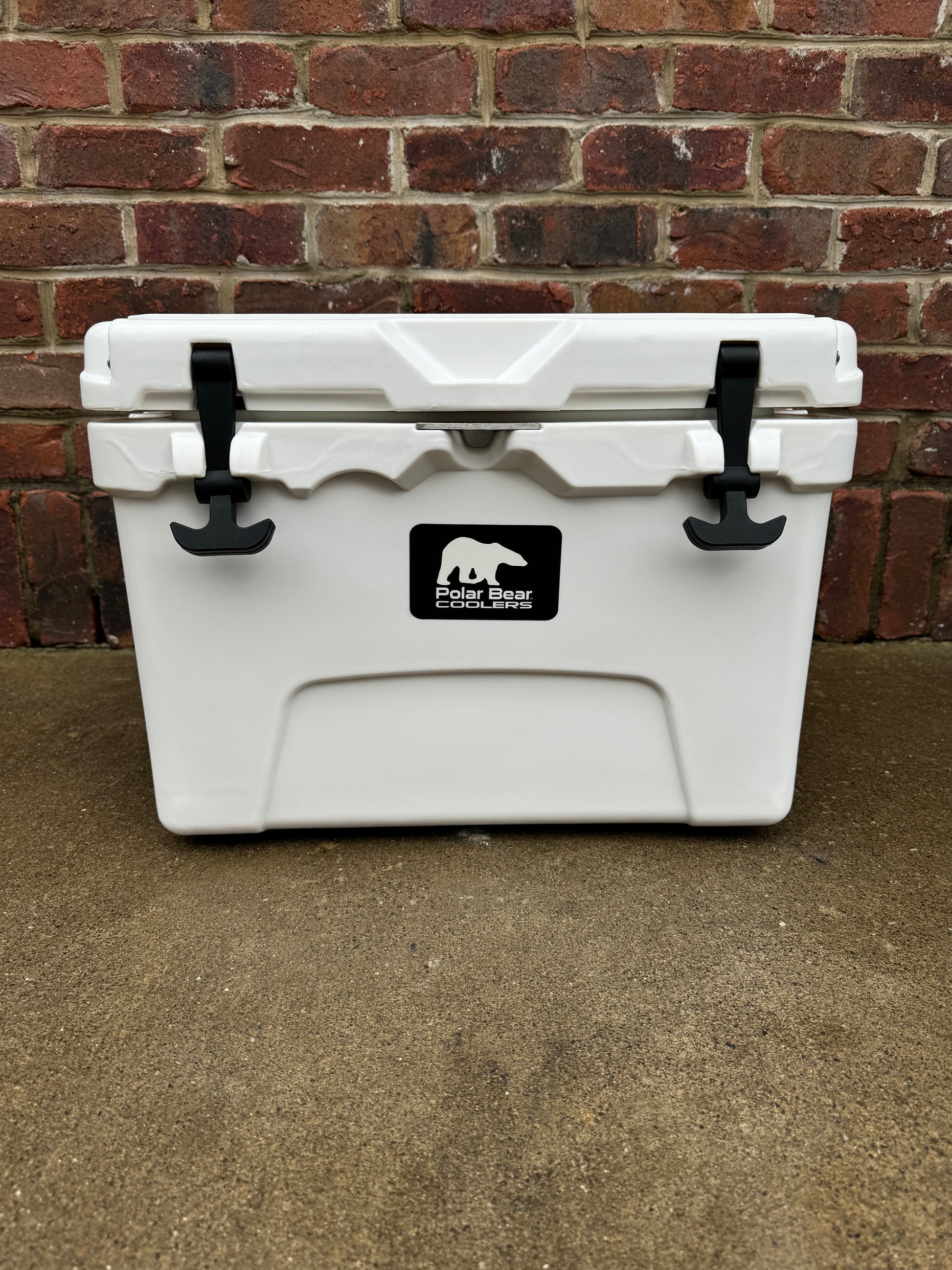 Polar Bear 20 Hard Cooler | 5-Day Ice Retention | Made in USA | 3 Colors - Niksstuff