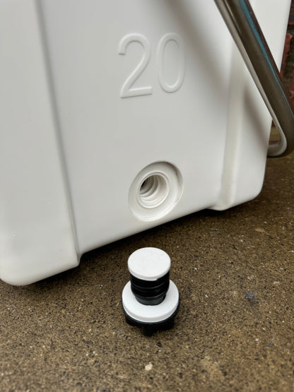 Polar Bear 20 Hard Cooler | 5-Day Ice Retention | Made in USA | 3 Colors - Niksstuff