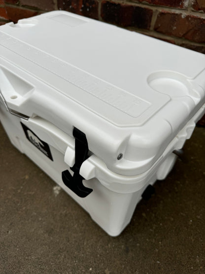 Polar Bear 20 Hard Cooler | 5-Day Ice Retention | Made in USA | 3 Colors - Niksstuff