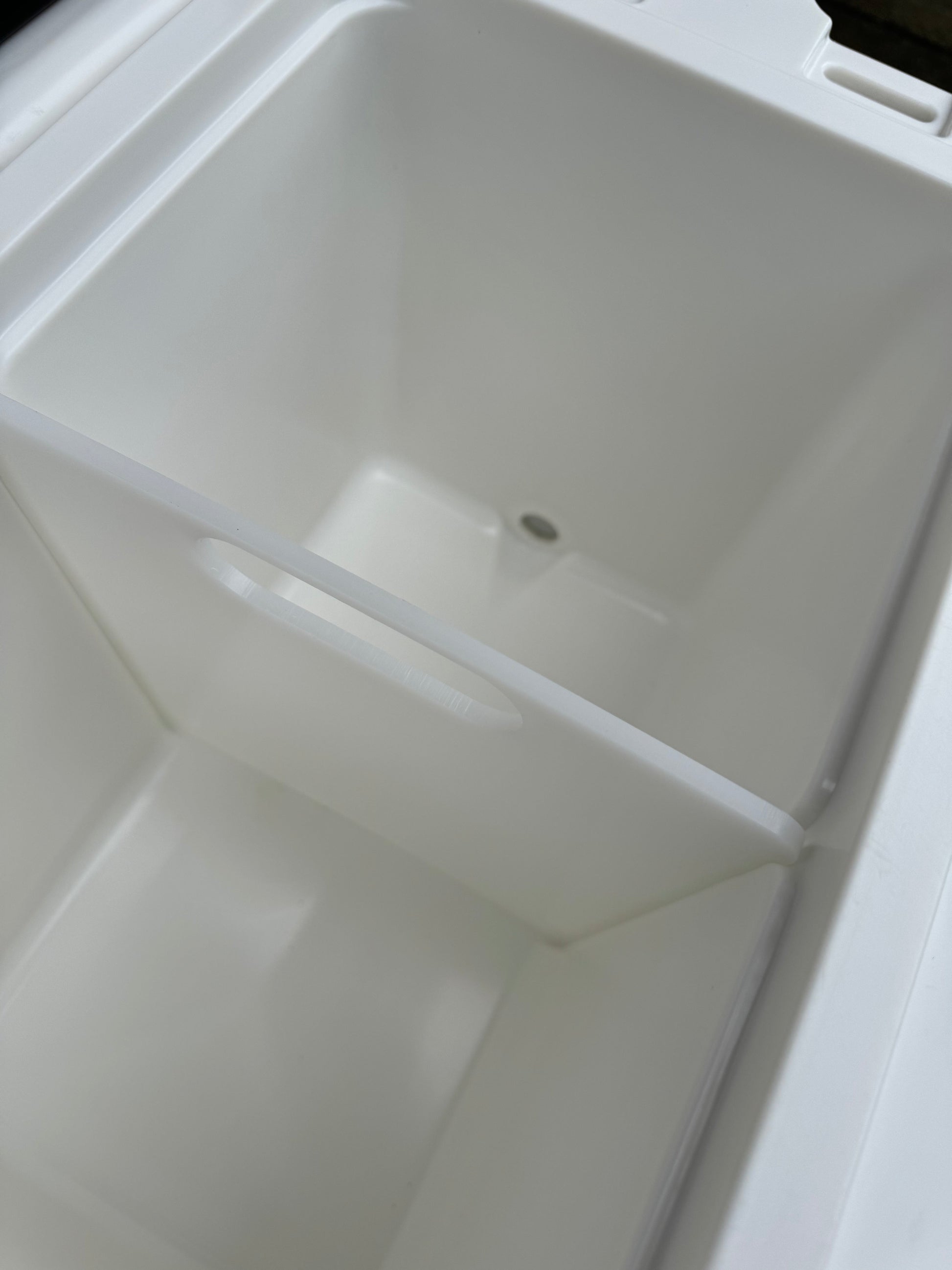 Polar Bear 20 Hard Cooler | 5-Day Ice Retention | Made in USA | 3 Colors - Niksstuff