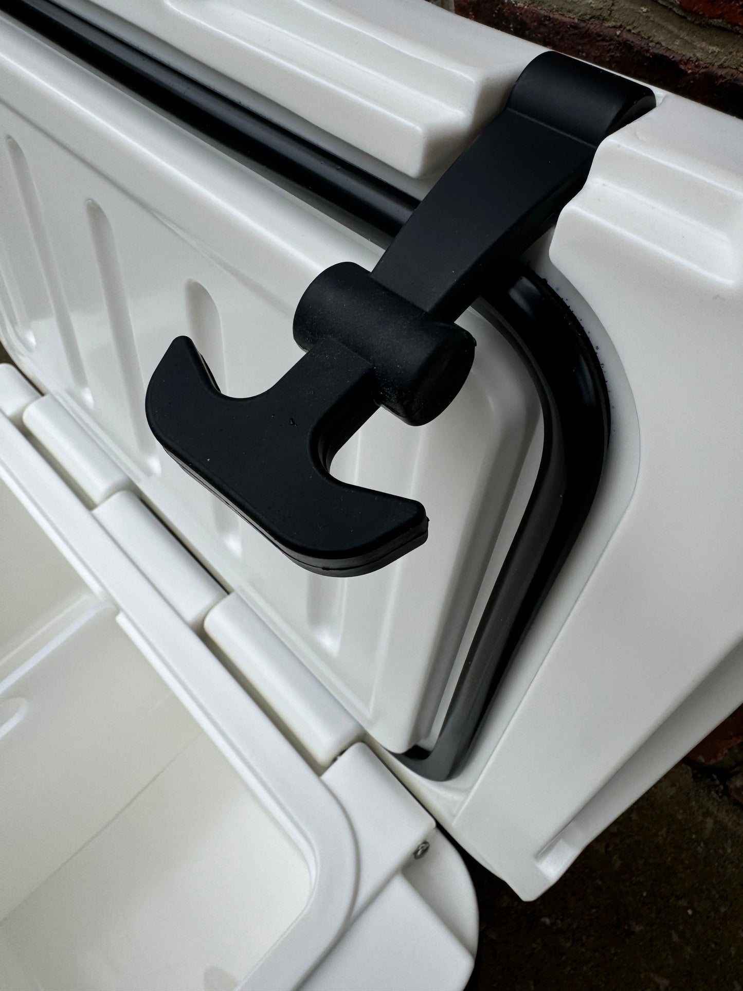 Polar Bear 20 Hard Cooler | 5-Day Ice Retention | Made in USA | 3 Colors - Niksstuff