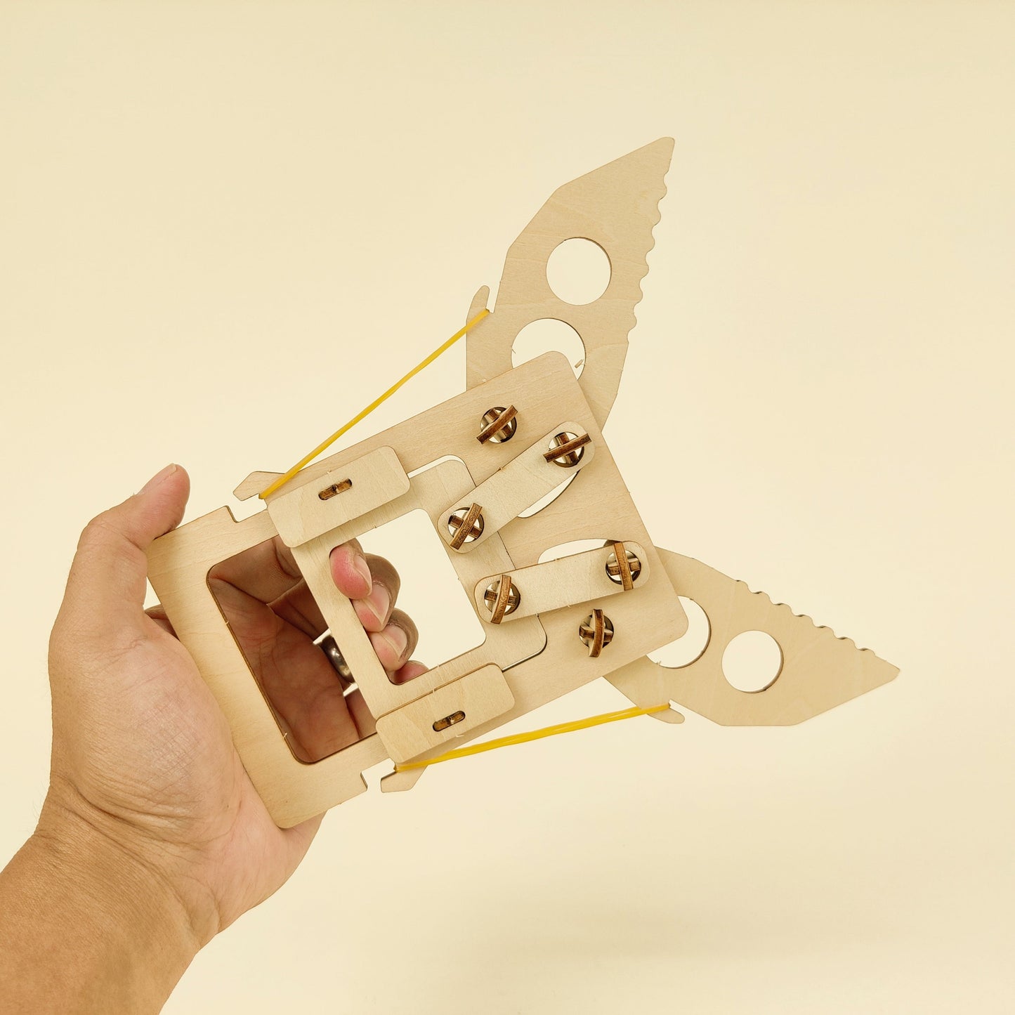 Mechanical Claw DIY Kit | Wooden Engineering STEM Toy for Kids 6+ - Niksstuff