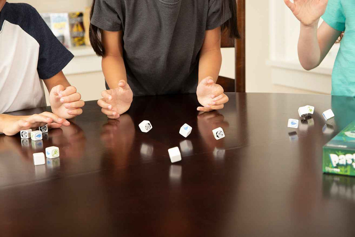 Pass the Pandas Dice Game - 2-5 Players, Ages 6 and Up