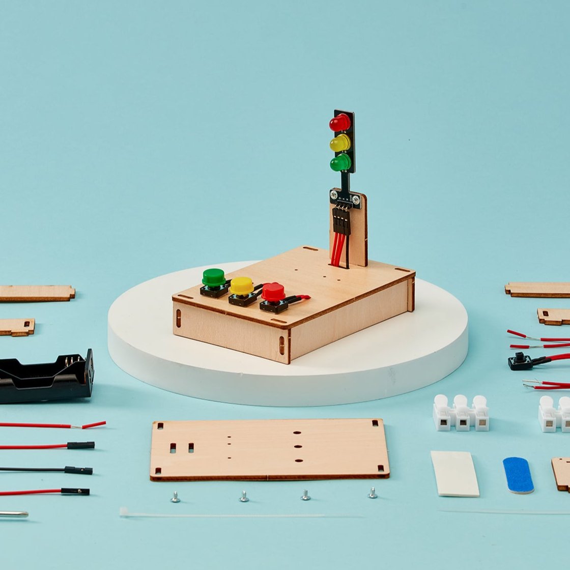 Traffic Lights DIY Kit | Educational STEM Toy for Kids Ages 8+ - Niksstuff