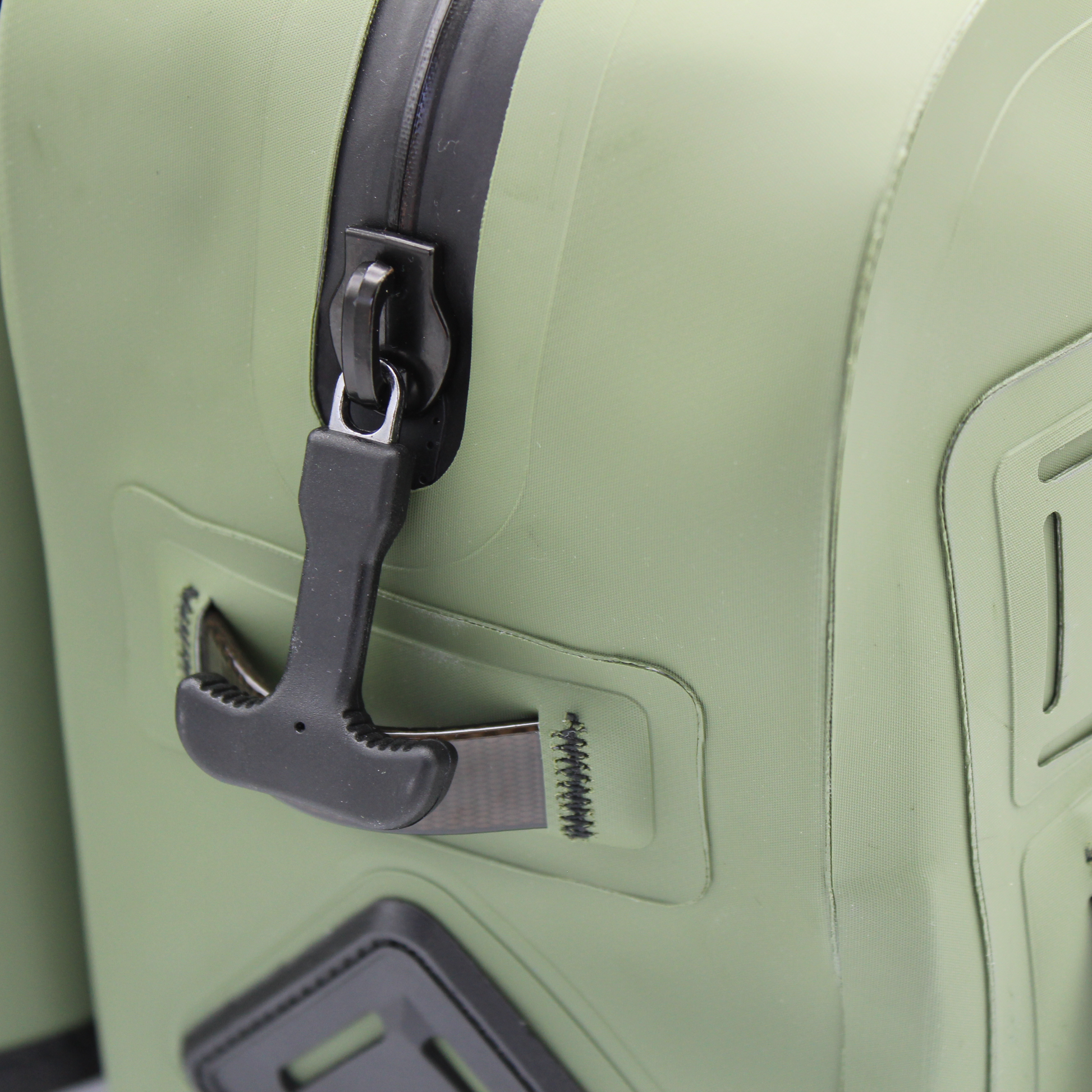 Molokai 8L Waterproof Lumbar Pack | Free IPX8 Phone Case | COR Surf - Niksstuff