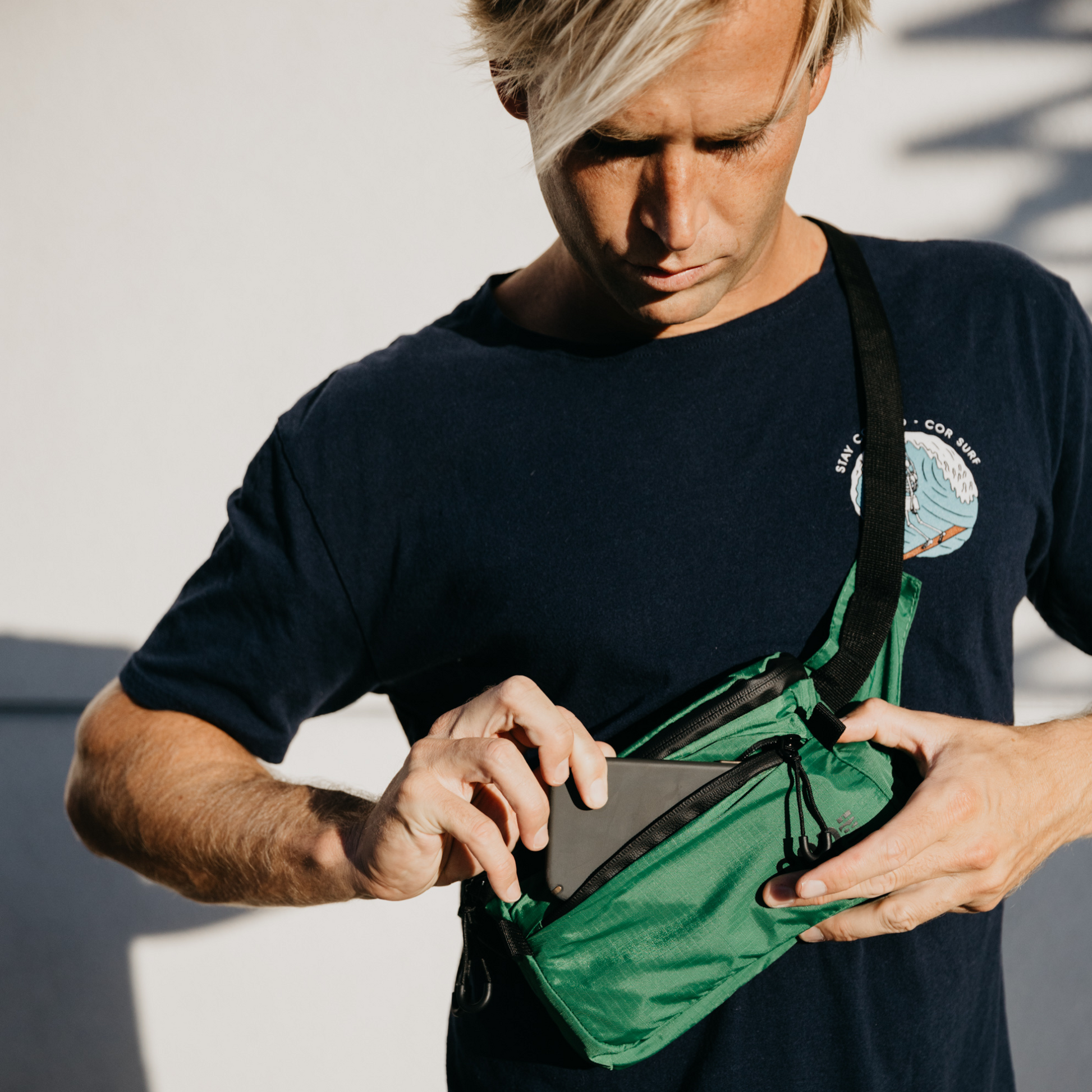COR Surf Daily Hip Pack | 1L Cross-Body Fanny Pack | Water-Resistant - Niksstuff