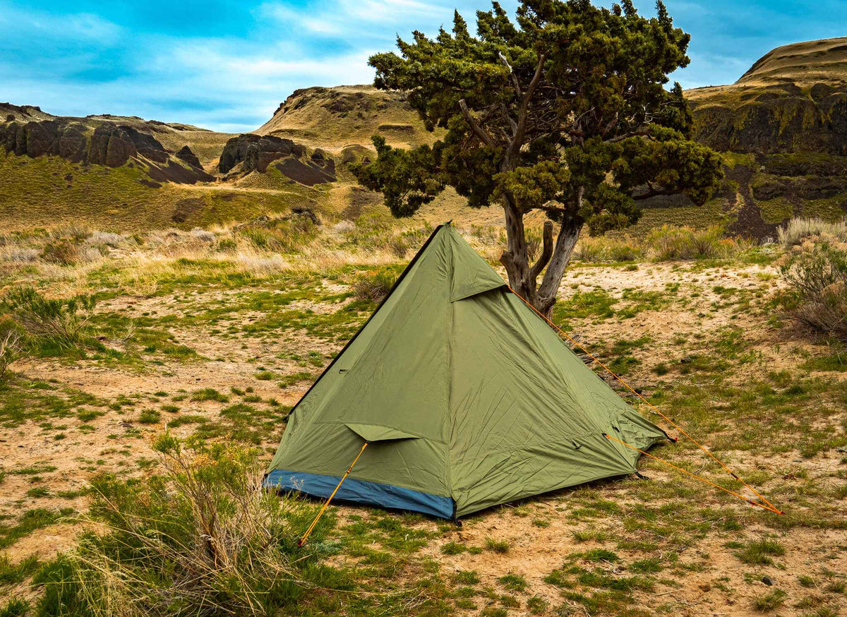 River Country Gear Trekker Tent 1 – 1-Person Ultralight Backpacking Tent, 2 lbs 13 oz