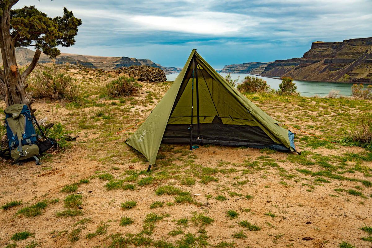 River Country Gear Trekker Tent 1 – 1-Person Ultralight Backpacking Tent, 2 lbs 13 oz