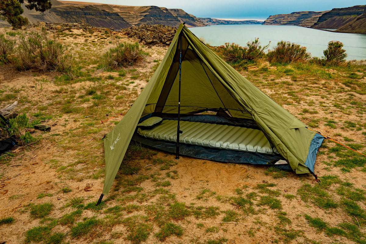 River Country Gear Trekker Tent 1 – 1-Person Ultralight Backpacking Tent, 2 lbs 13 oz