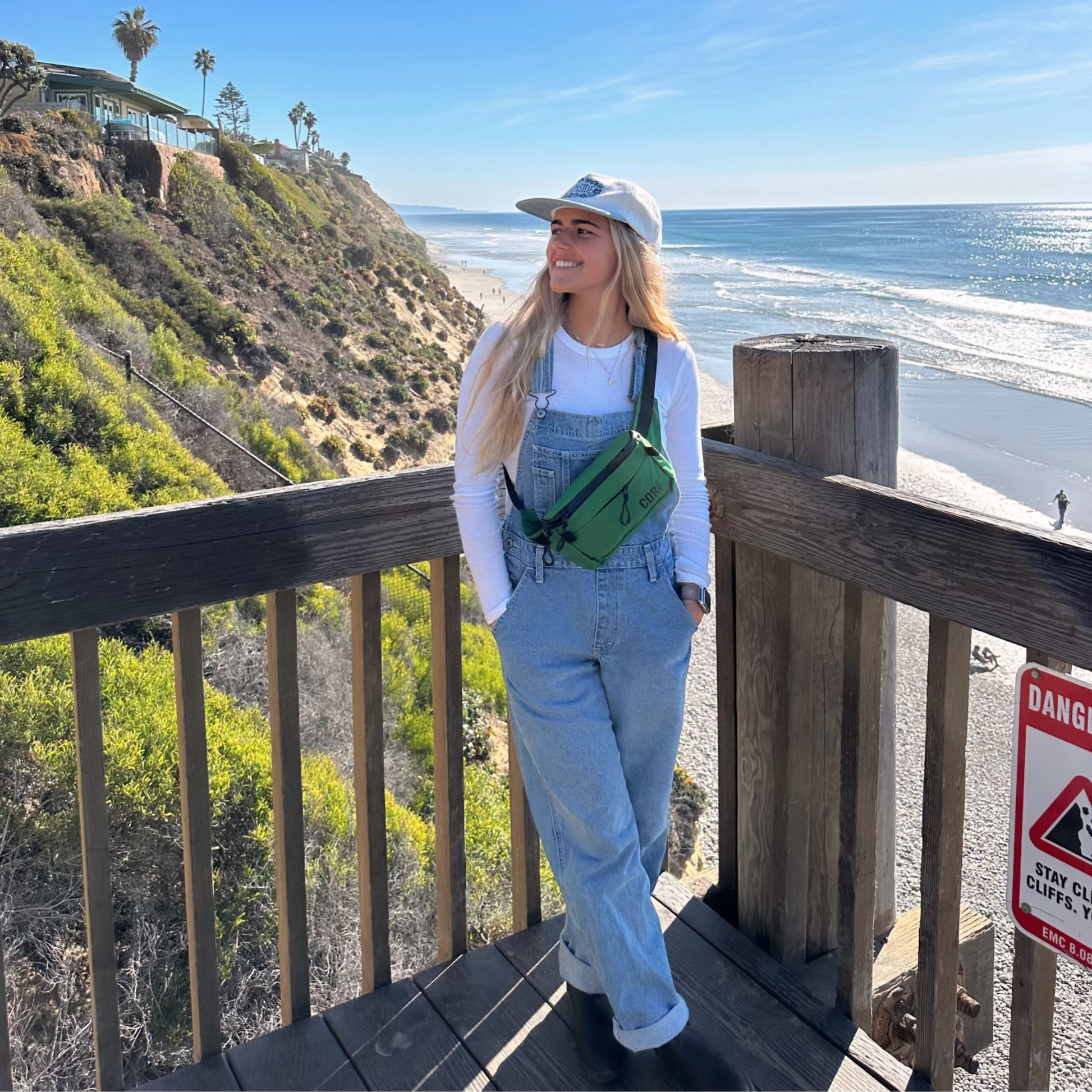 COR Surf Daily Hip Pack | 1L Cross-Body Fanny Pack | Water-Resistant - Niksstuff