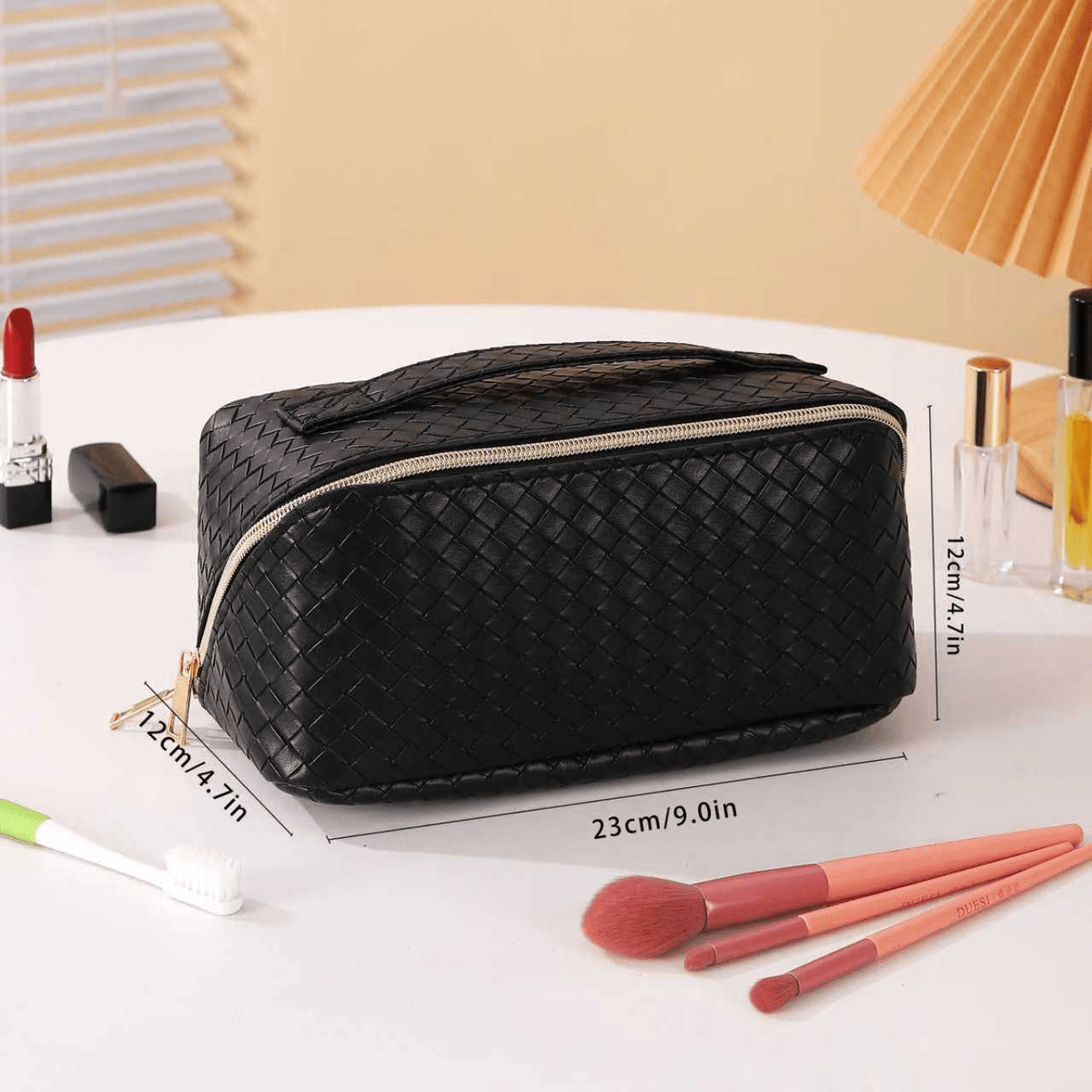 Water-Resistant PU Leather Makeup Bag – Large Capacity Travel Toiletry Pouch